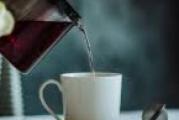 Detoks caj je mešavina 8 vrsta lekovitih biljaka sa ekološkog podrucja Kopaonika i Goča
Ubrzava izbacivanje suvišne tecnosti
Topi masne naslage
Regulise funkciju štitne zlezde
Poboljsava cirkulaciju
